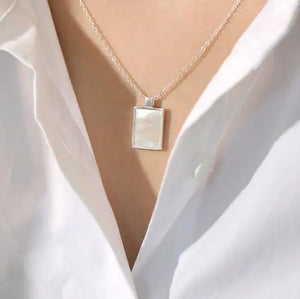 18K Plating Sterling Silver Clam Shell Square Geometric Pendant Necklace