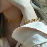 18k Gold-Plated U-Shaped Character Ot Button Horseshoe Chain Hand Jewelry