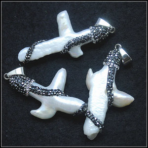 Cross Shape Pearl Pendant with Rhinestone for Necklace Making