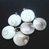 Nature Shell Pendants Seawater Shell Beads 30-35mm Round Charms for Women