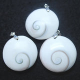 Nature Shell Pendants Seawater Shell Beads 30-35mm Round Charms for Women
