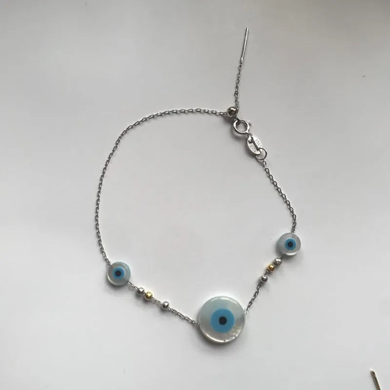 Round Eye Mother of Pearl Shell Charm Bracelet