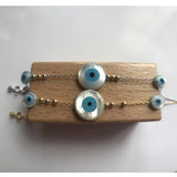 Round Eye Mother of Pearl Shell Charm Bracelet