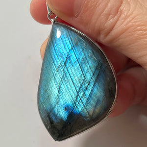 Labradorite Natural Stone Pendant for Necklace