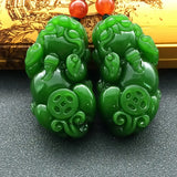 Green Jade Pixiu Pendant Necklace Chinese Luck Amulet