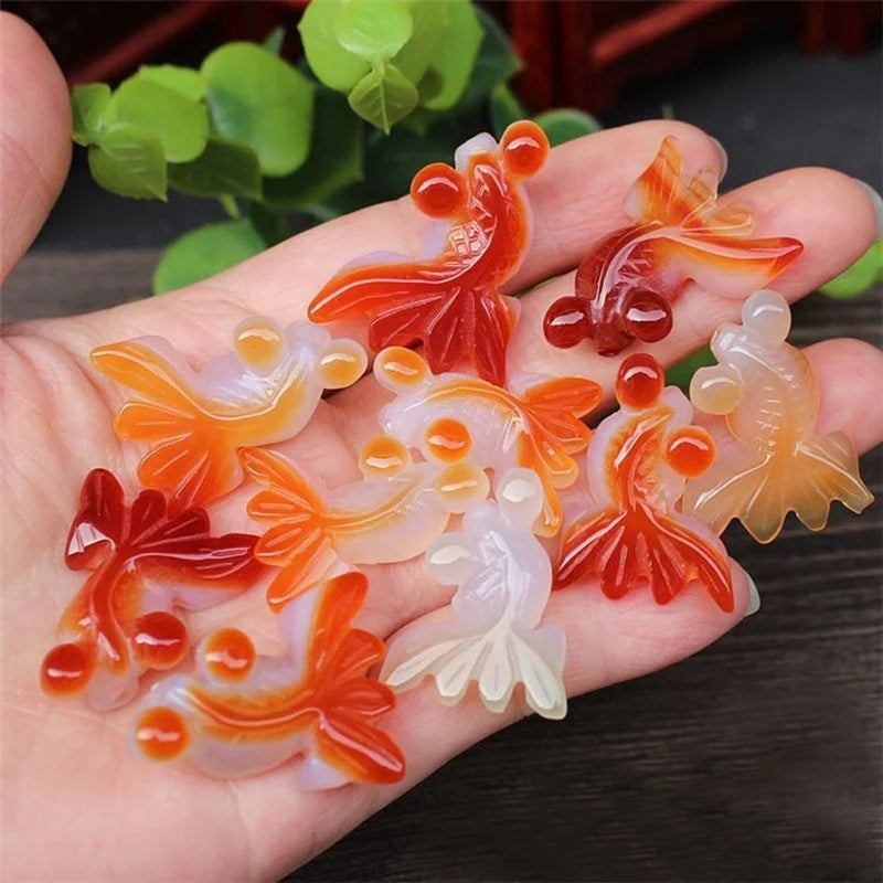 Natural Agate Goldfish Pendant Necklace Lucky Amulet