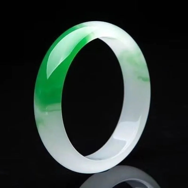 Natural Chinese Green Jade Bracelet Bangle Hand-Carved Luck Amulet