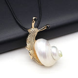 Natural Shell Snail Shape Retro Brooch/Pendant Necklace Rope Chain for Women