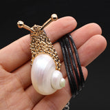 Natural Shell Snail Shape Retro Brooch/Pendant Necklace Rope Chain for Women
