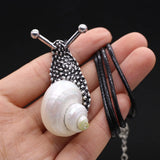 Natural Shell Snail Shape Retro Brooch/Pendant Necklace Rope Chain for Women