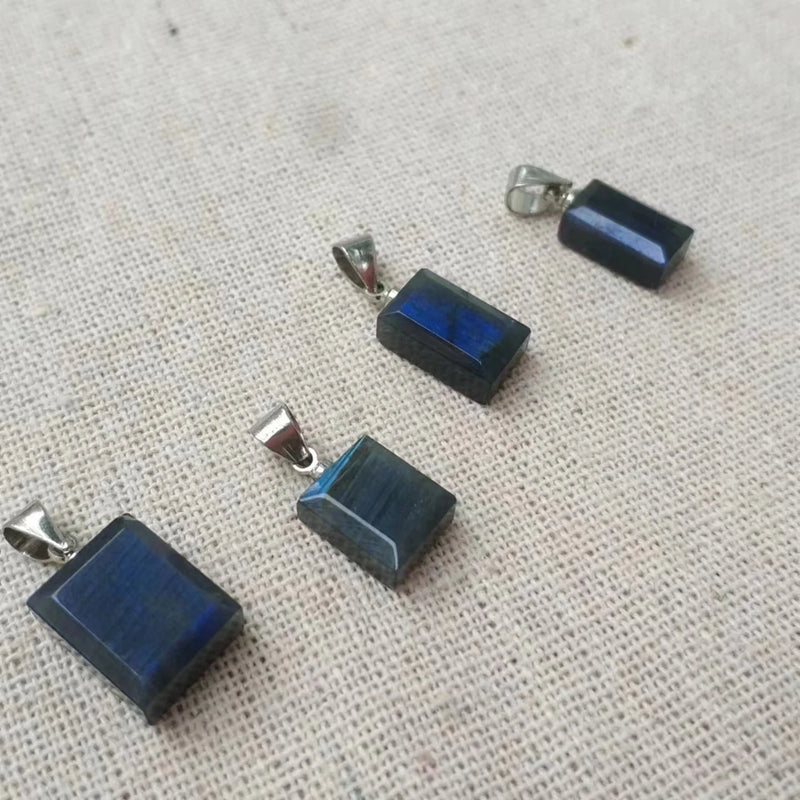 Natural Labradorite Small Pendant Sterling Silver S925