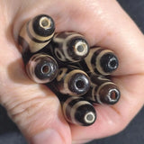 Natural Various Pattern Old Agate Dzi Beads Yellow Horseshoe Accessories