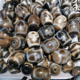Weathered old agate double tiger tooth dalo dzi beads
