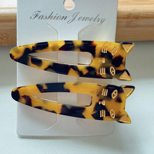 2 PCS Cat Shape Hair Clips Multicolor Acrylic Hair Accessories