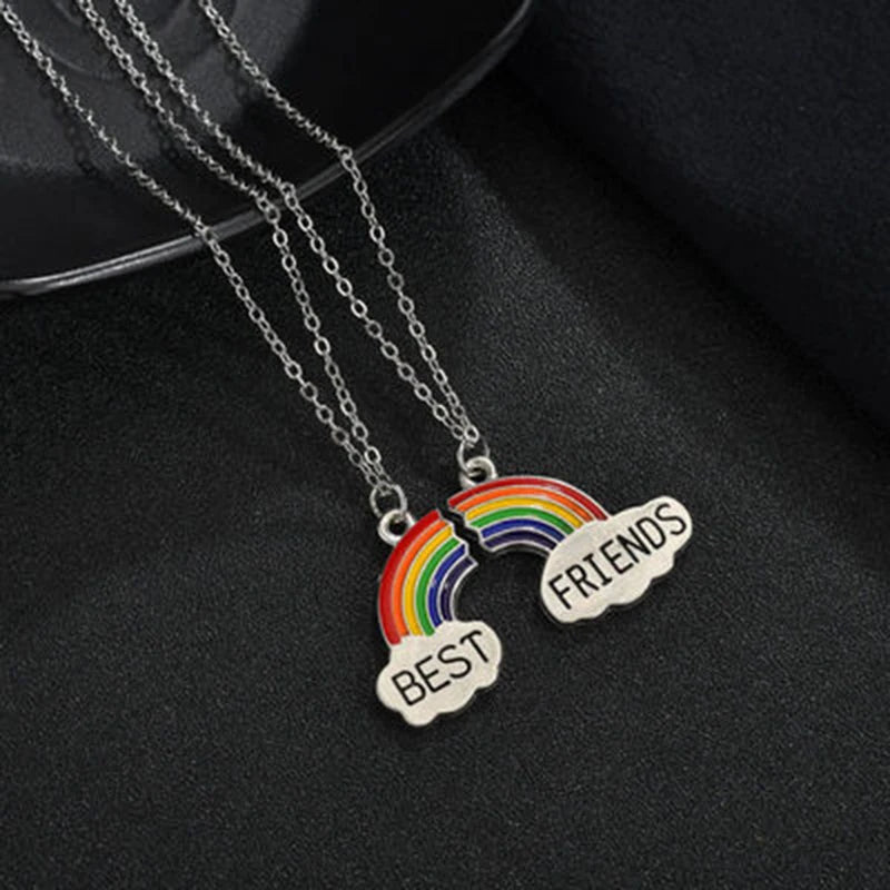 2 Pcs Women Stitching Heart Rainbow Friendship Couple Necklace Pendant Choker