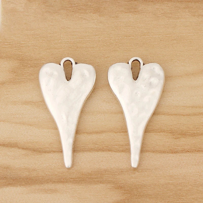 20x Tibetan Silver Hammered Heart Charms Pendants for Jewellery Making 27x14mm