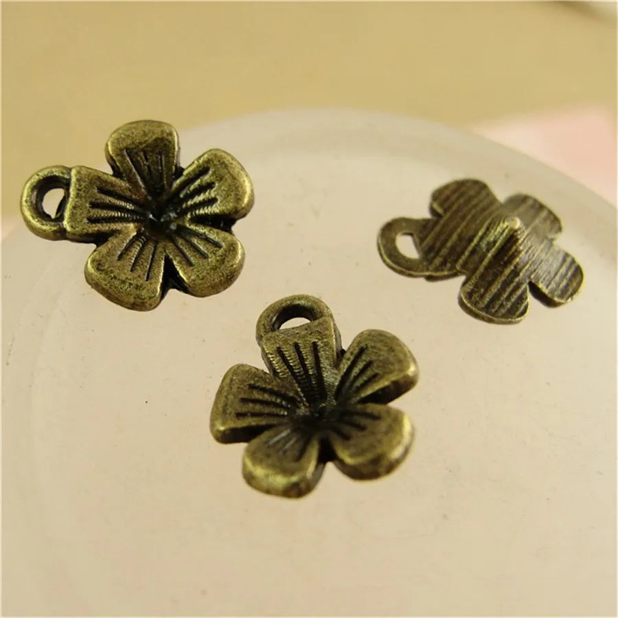 200 Pcs Vintage Metal Alloy Flowers Charms 9*11mm