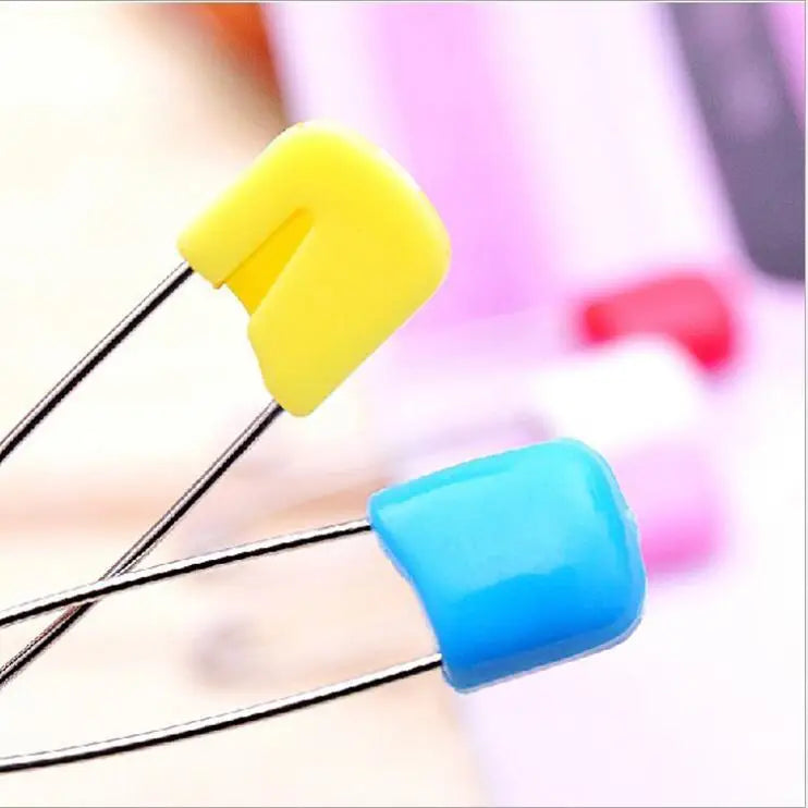 200pcs Candy Safety Pins Findings Clips Baby Care Shower Diaper Pins