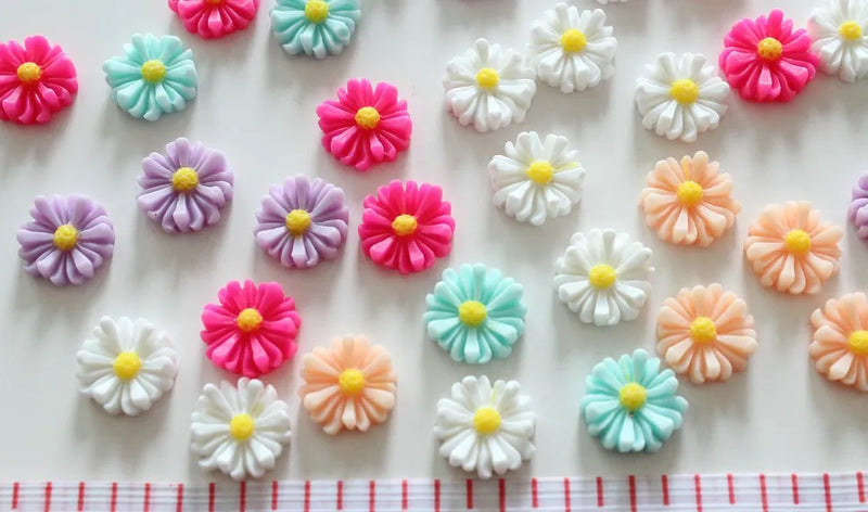 200pcs Daisy Sunflowers Cabochons (15mm) Cell phone decor, hair accessory supply