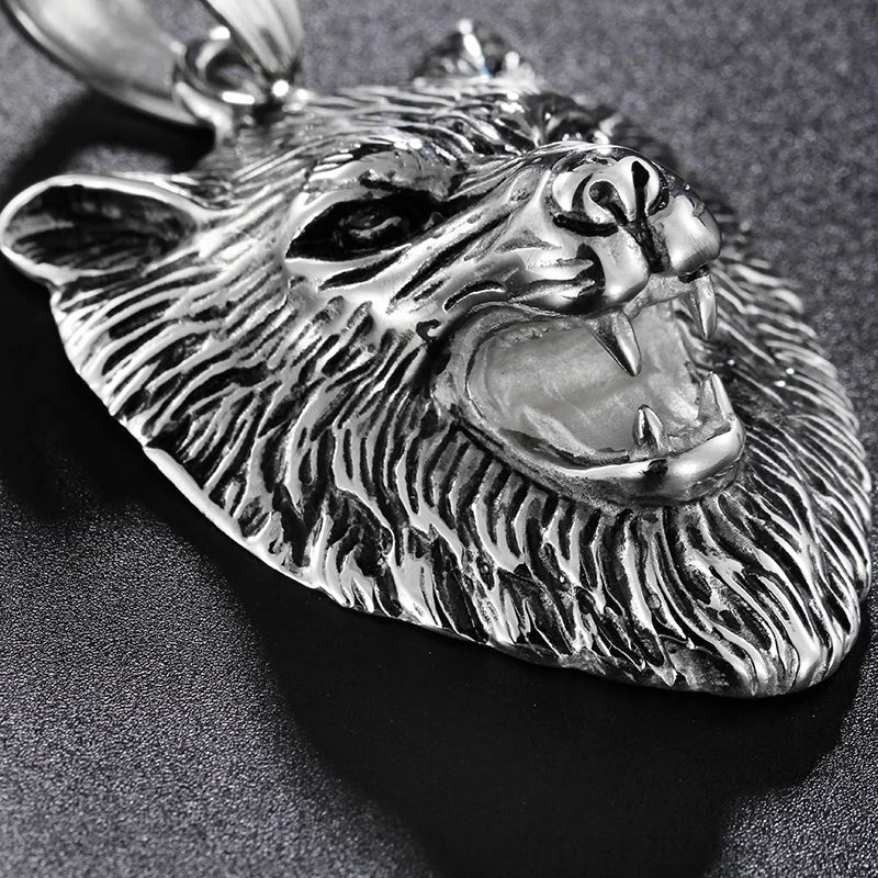 Vintage Gothic Wolf Heads Pendant Necklace with Rope Chain