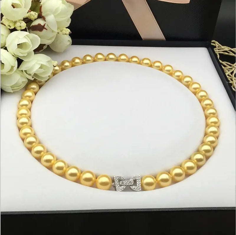 10mm Nacre Shell Pearl Necklace with Butterfly Knot