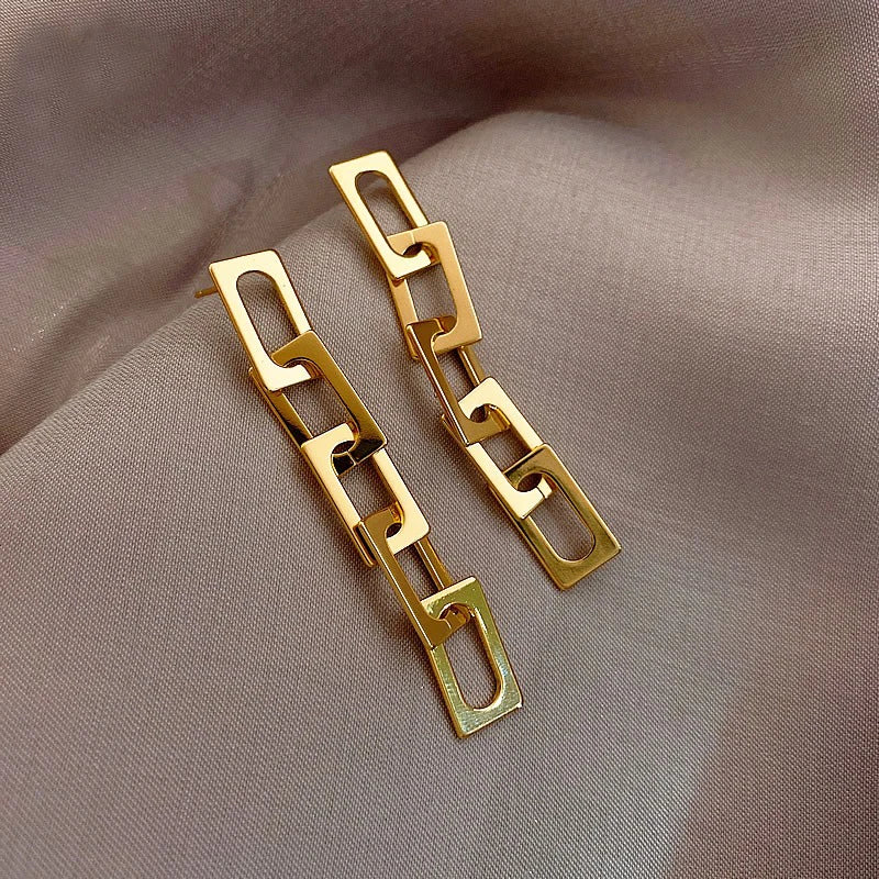 Retro Metal Chain Pendant Long Earring Girl's Jewelry Christmas Party Hip Hop