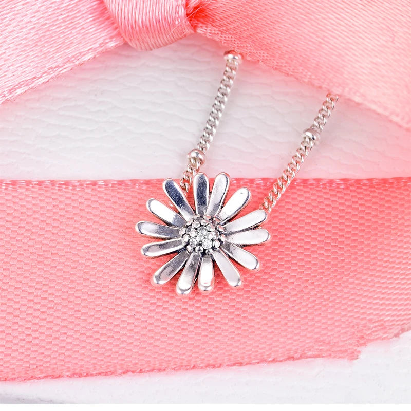 Spring Pave Daisy Flower Collier Necklace 925 Sterling Silver Jewelry