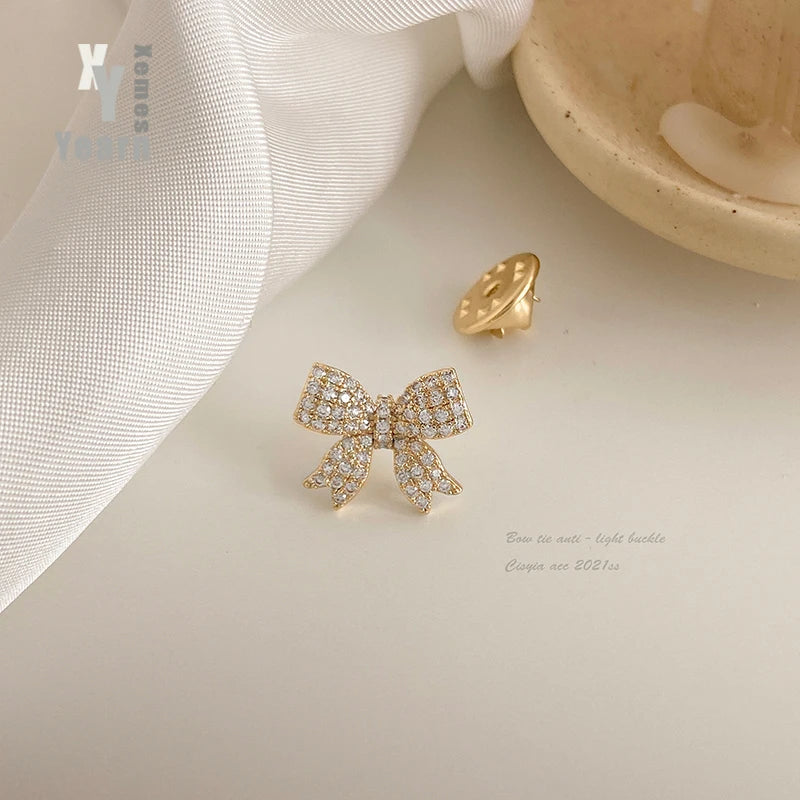 Summer Girl's Bow Brooch Anti Light Button Pin