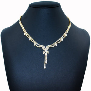 Silver Chain Choker Necklace with Rhinestone Pendant