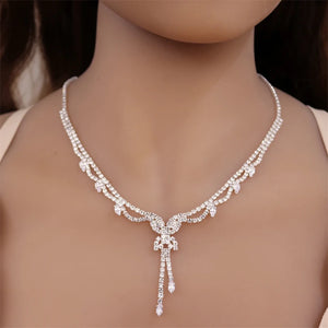 Silver Chain Choker Necklace with Rhinestone Pendant