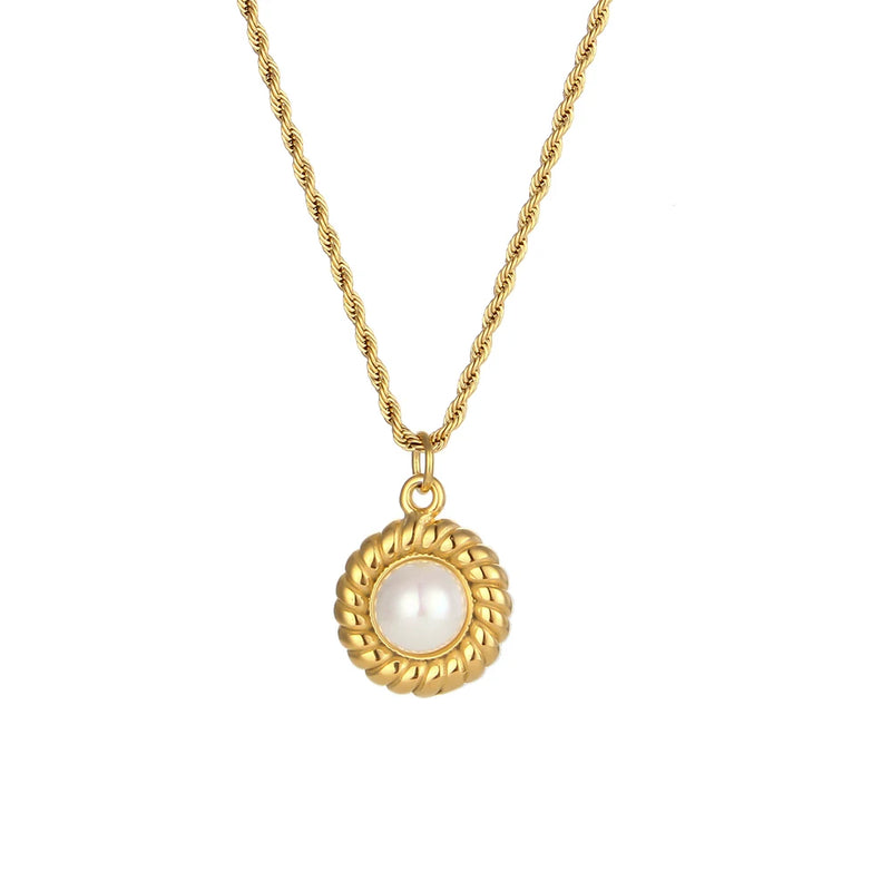 Vintage Rope Chain Pearl Pendant Necklace for Women