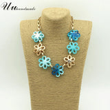 Chunky Acrylic Flower Beads Necklace with Plated Chain