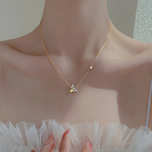925 Silver Little Bee Necklace Zircon Pendant Gift