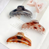 Geometric Acetic Acid Grip Hair Claw