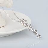 Temperature Flower Necklace Pendant Clavicle Chain