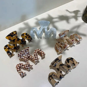 Leopard Plaid Acrylic Hair Claw Clips Retro Wave Hairpin for Women