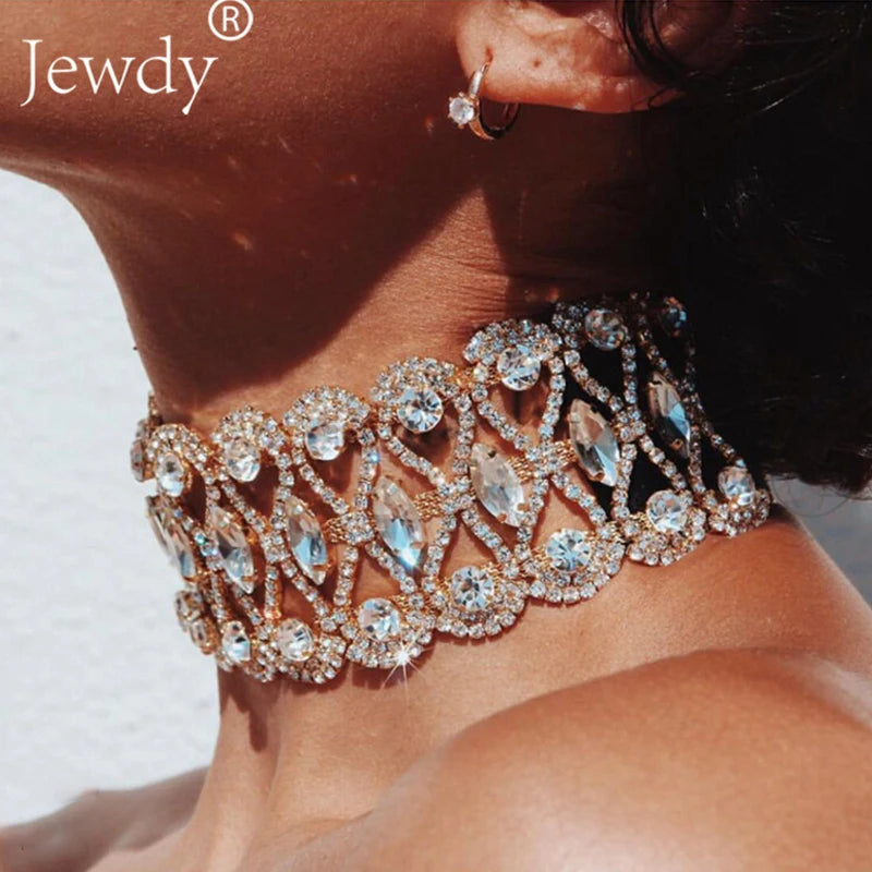 Vintage Crystal Rhinestone Flower Choker Necklace for Women