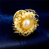 Natural Freshwater Pearl Brooch Lady Jewelry Creative Collar Pins Unique
