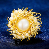 Natural Freshwater Pearl Brooch Lady Jewelry Creative Collar Pins Unique