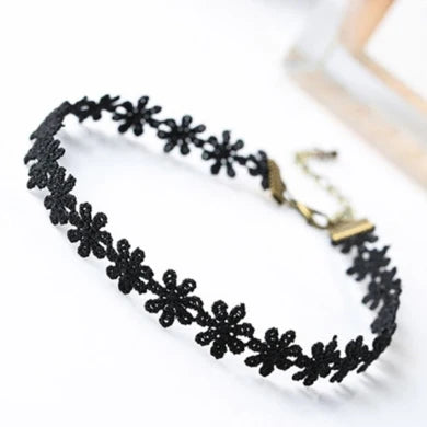 Sweet Love Crystal Pendant Necklace Velvet Choker