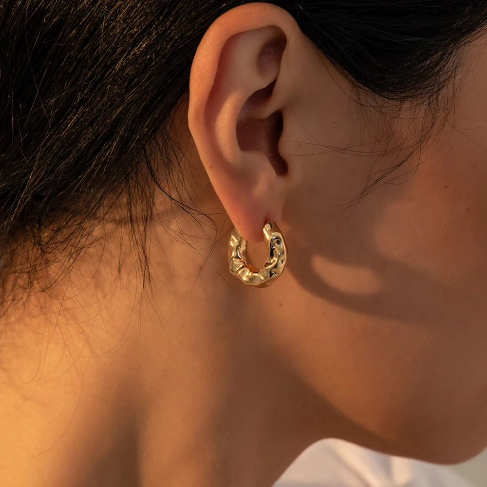 Geometric Hoop Earrings for Women Minimalist Circle Huggie Earring