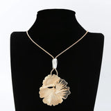 Romantic French Ginkgo Biloba Pendant Necklace For Lady