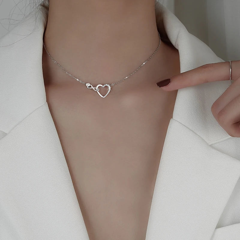 Heart-shaped Pendant Necklace for Women - Clavicle Chain Jewelry