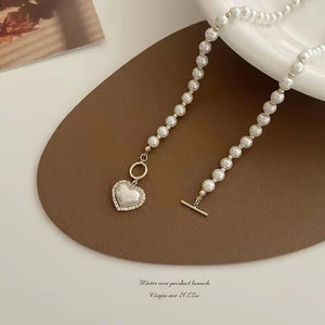 Pearl Pendant Choker Heart Necklace for Women Short Collarbone Chain