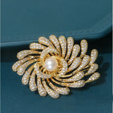Cubic Zircon Natural Pearl Women Brooch
