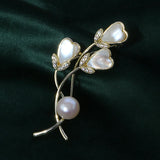 Women Sea Shell Heart Leaf Brooches Lady Natural Pearl Costume Jewelry