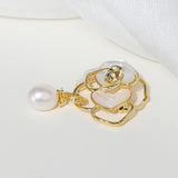 Women Sea Shell Pearl Flower Brooches Lady Costume Jewelry