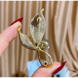 Copper Zircon Leaf Gray Pearl Brooches Pins for Women Suit Jacket Accessories