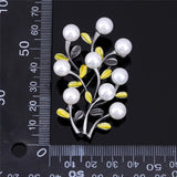 Vintage Grass Shape Brooch Scarves Buckle Accessory for Women