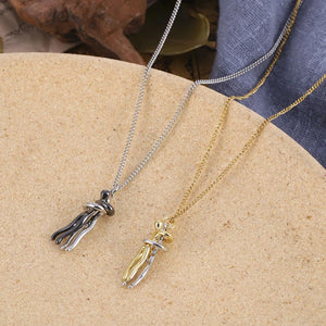 Affectionate Hug Necklace Couples Anniversary Gift Punk Street Style Pendant